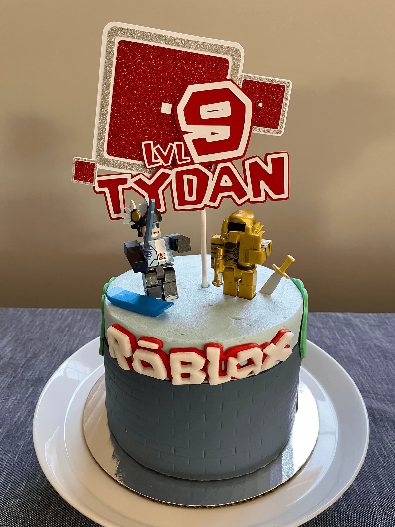 Roblox gaming themed birthday cake for gamers